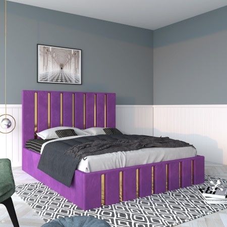 Pat Tapitat Cu Dungi Aurii