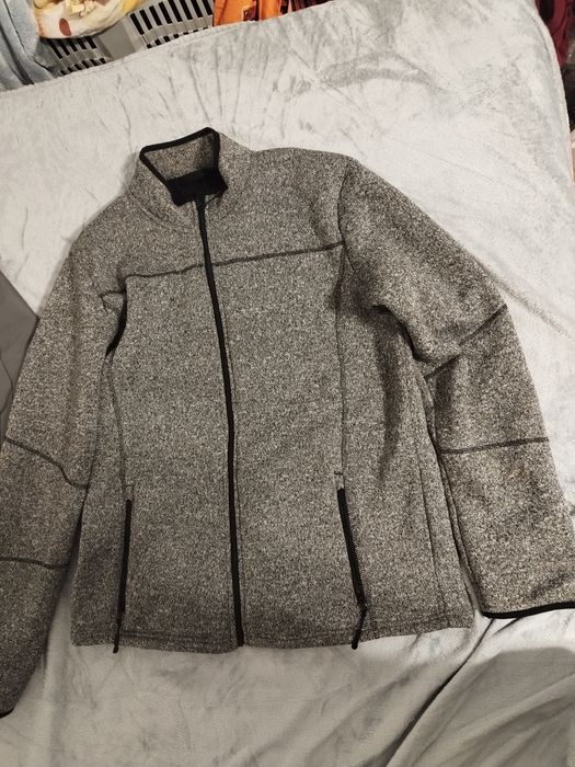 Hanorac deosebit de călduros de firmă