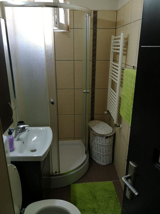 Închiriez apartament 1 camera