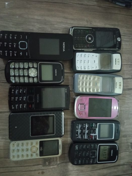 Telefonlar  Nokia sotiladi