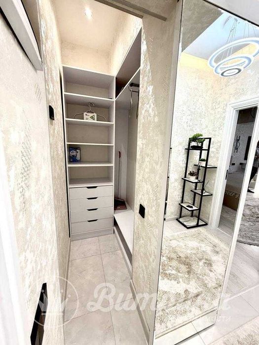 Продается шикарная 2х комнатная квартира на Цуме