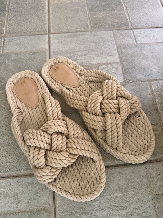 Плетени чехли H&M