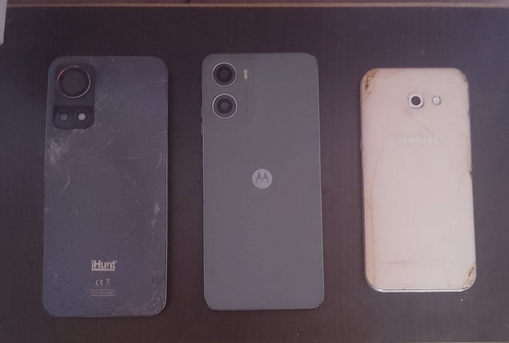 Telefoane pentru piese
