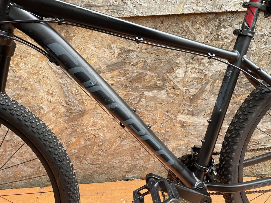 Bicicleta carrera frane pe disc roti 27.5” cadru aluminiu