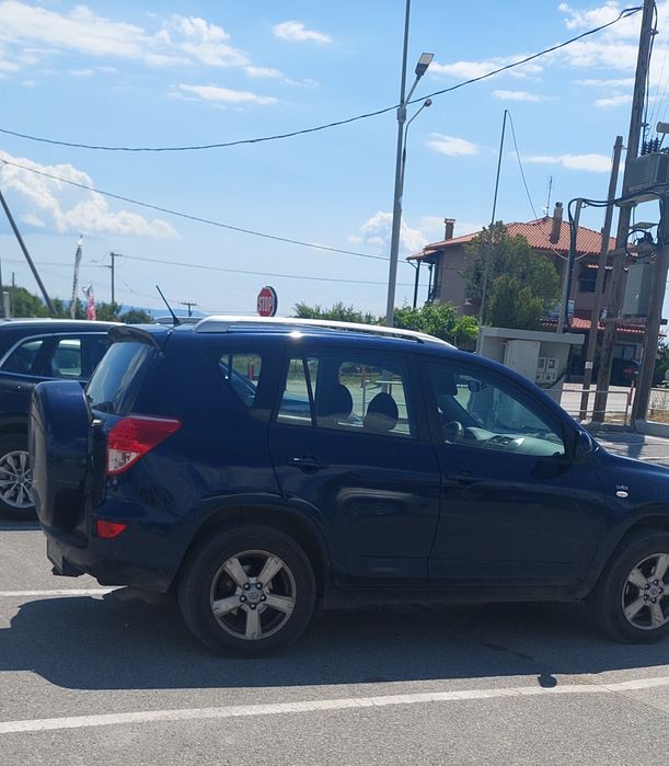 TOYOTA RAV4 2.2 D4D 136 KS