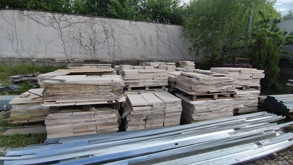 Плочи от врачански камък (варовик) с дебелина 4см и размери 74х35.5см