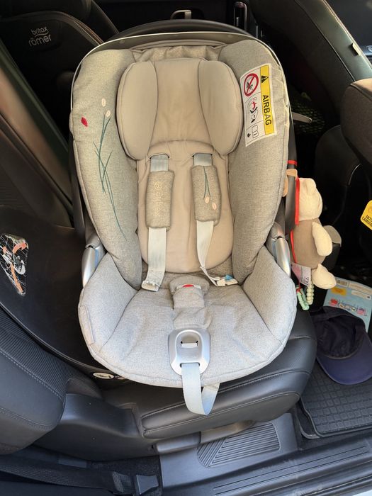 Стол за кола Cybex cloud Z  koi + база 360