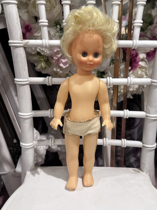 Aradeanca, Mobutu, etc