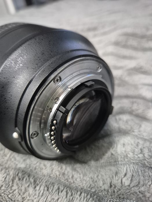 Vand nikon 85 mm G 1.8 f