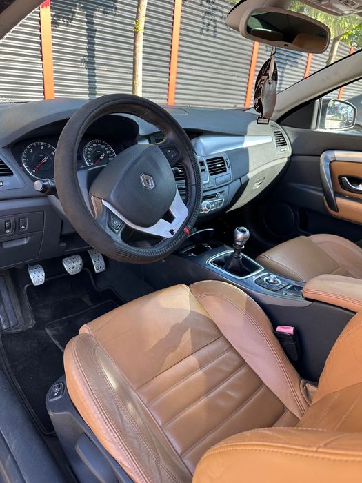 Renault Laguna coupe