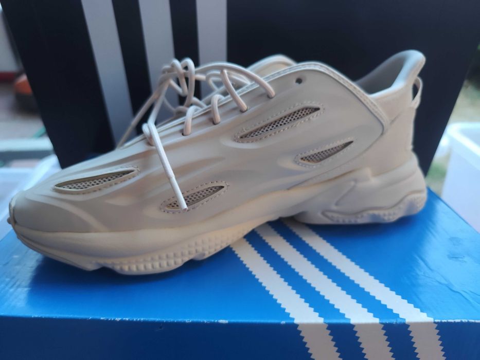 Мъжки маратонки  ADIDAS OZWEEGO CELOX   Оригинални  EU42