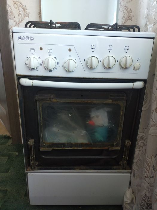 Продаю плиту  15000 тысяч.