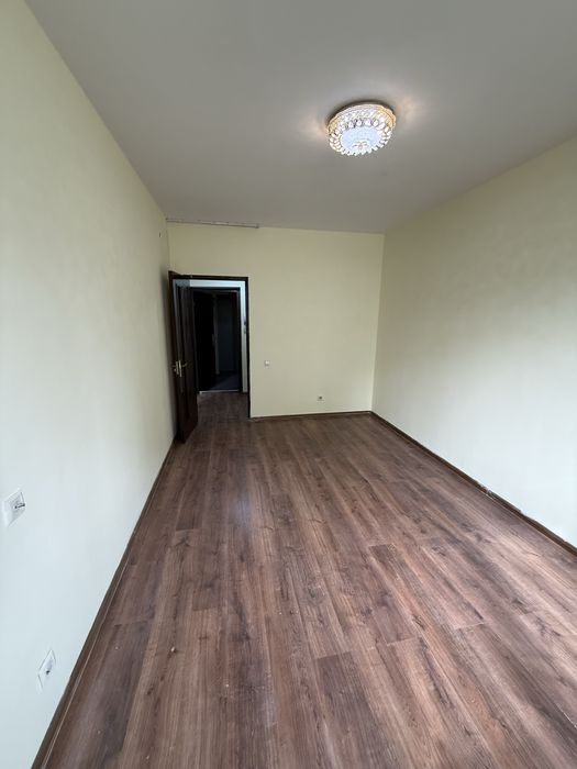 Срочна сотилади сергели янги чоштепа метро 1 чи бекат енида