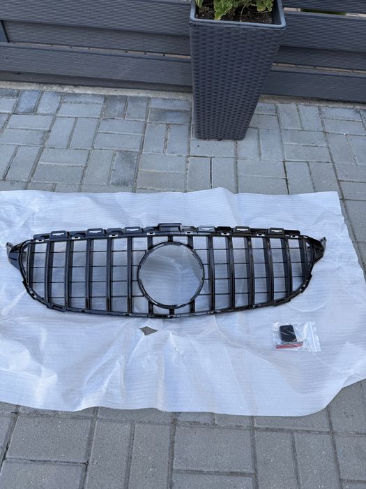Grila fata tip panamericana C class W205