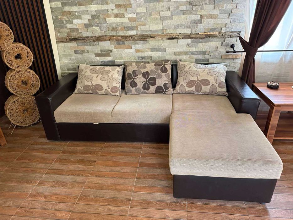 Диван в отлично състояние