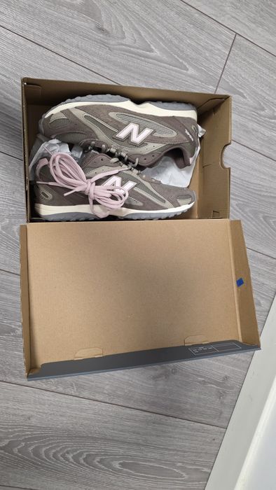 New Balance 204L 39.5 noi