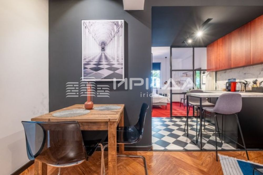 Продава се Двустаен апартамент в София, Център - 45 кв.м за 2108 €/кв.м - Снимка #1