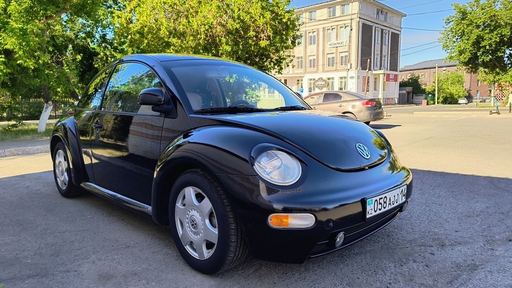 Продам авто vw beetl