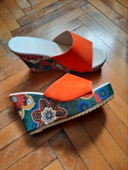 Ортопедични сандали и чехли