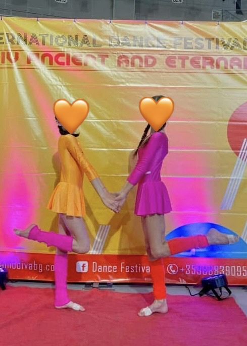 Трико с пола на Maxima Sport, подходящо за танци или балет