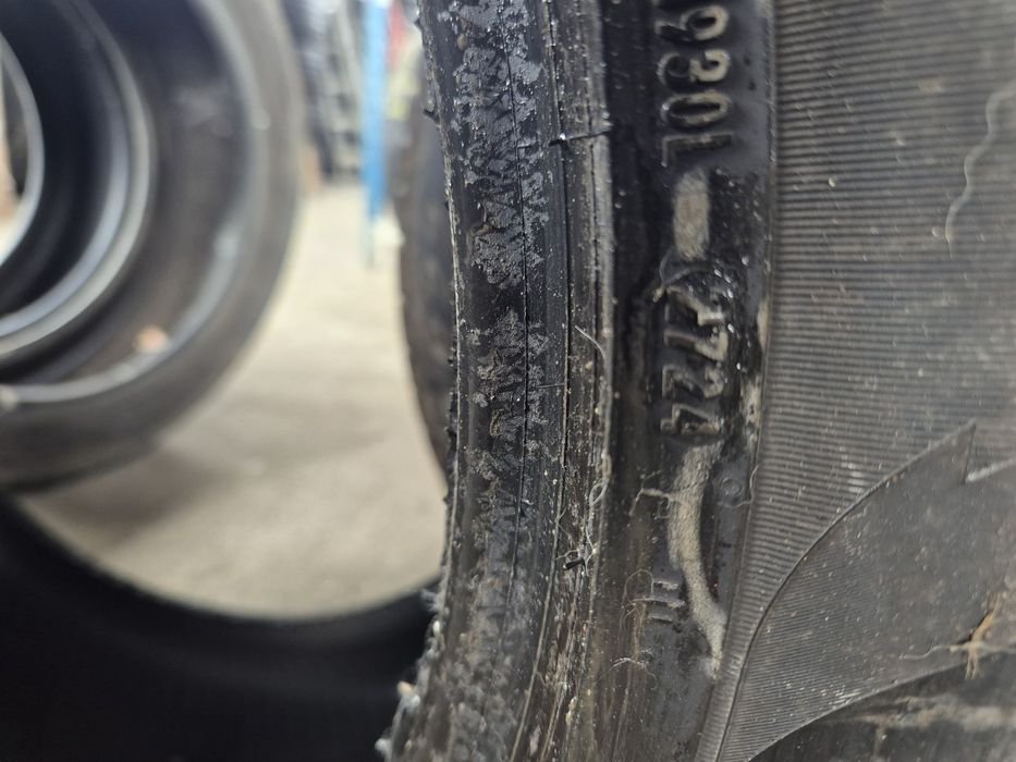 325/35R22 Pirelli