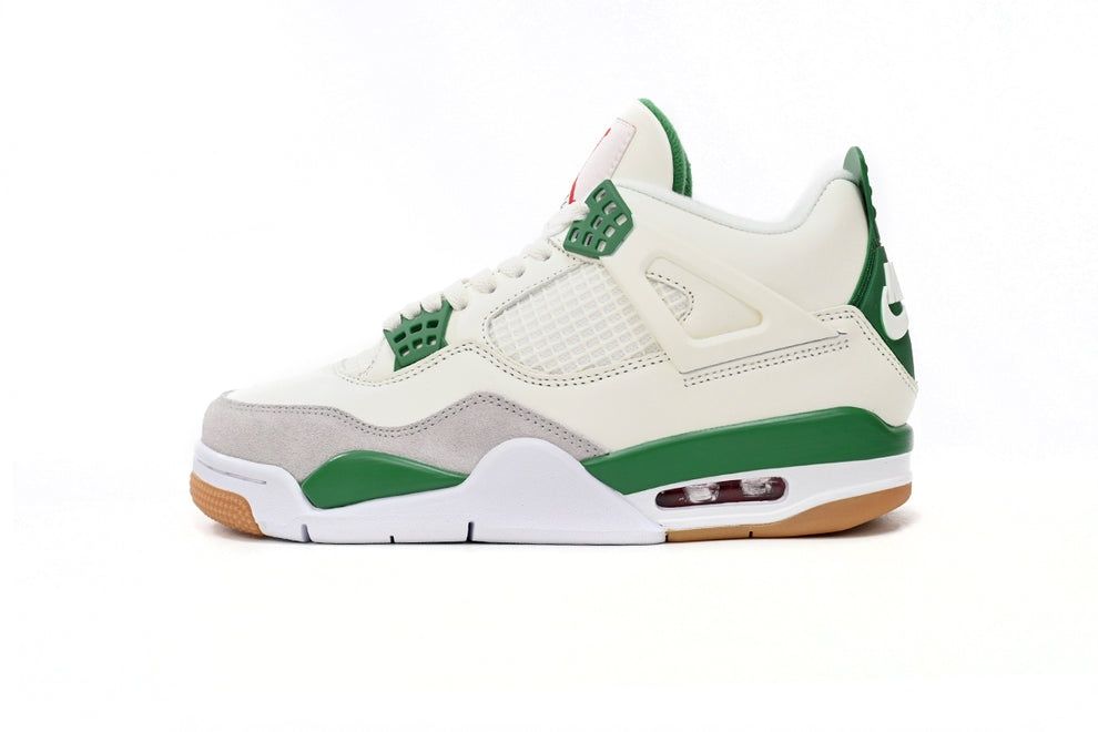 Jordan 4 Retro Pine Green marimi 36-44 (mesaj)