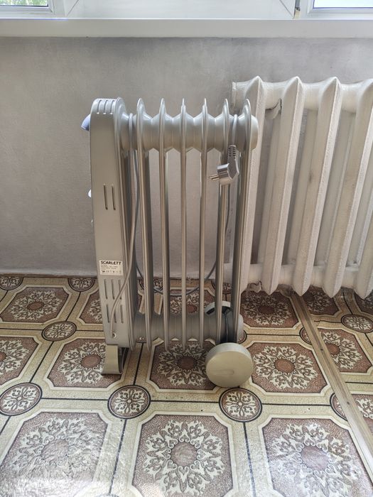 Продам радиатор масляный.
