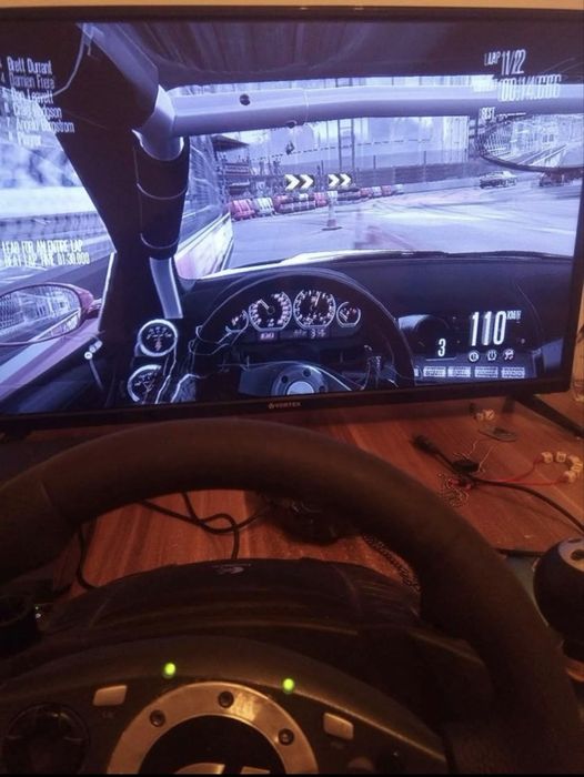 volan logitech driving force pro