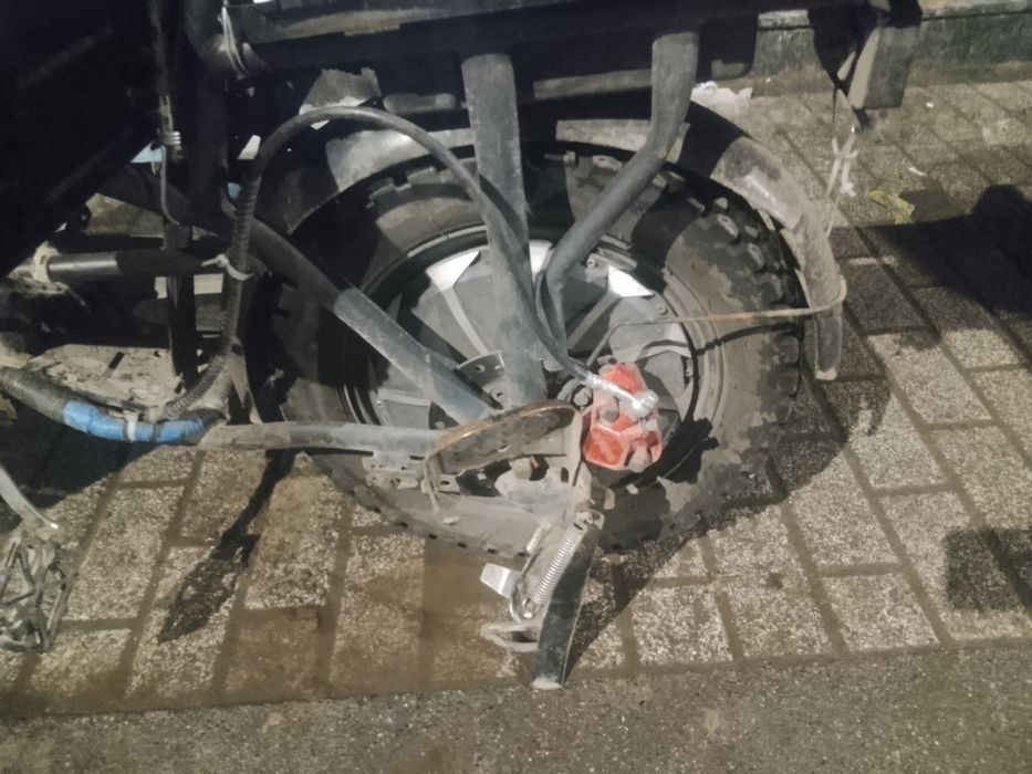 Monstr elektron velosiped