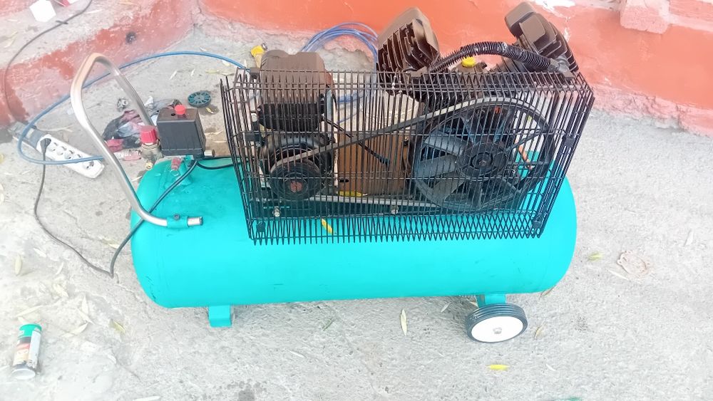 Pollwon konpirisstir 100 talik