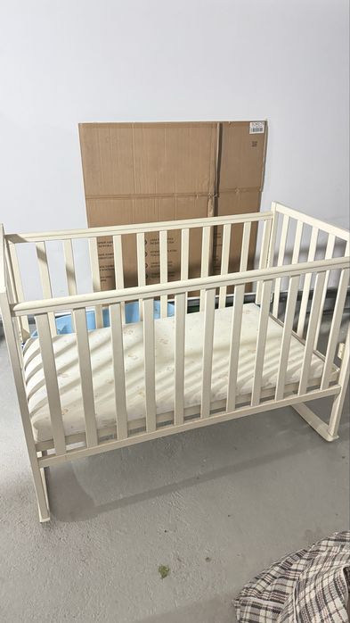 Продам детский манеж кроватка
