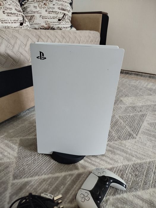 Продам SONY PlayStation 5.
