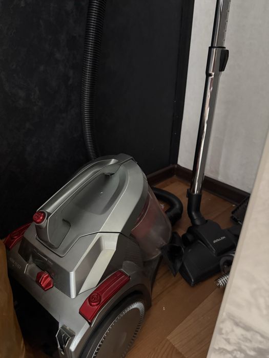 Продам пылесос срочно