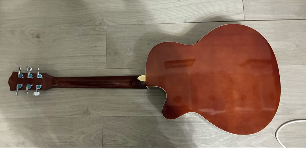 Акустическая гитара (гибрид) серий Амадеус, модель: MJM-204C3E