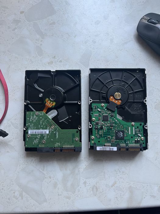 Продам 2 жестких диска