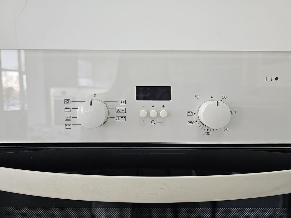 Фурна за вграждане Míele