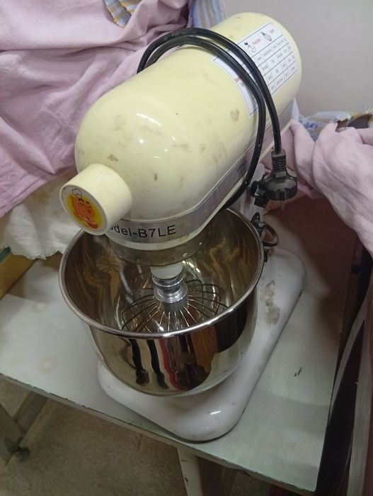 Mikser 7 litr holati yengi