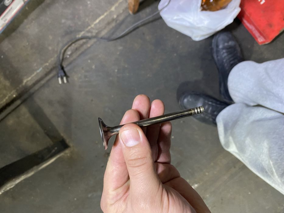 Шатун поршен клапан