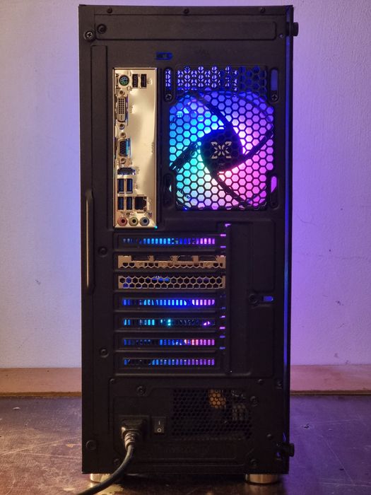 Геймърски Компютър/R5 3600/16GB RAM/SSD-512GB/RTX 2060 SUPER 8GB GDDR6