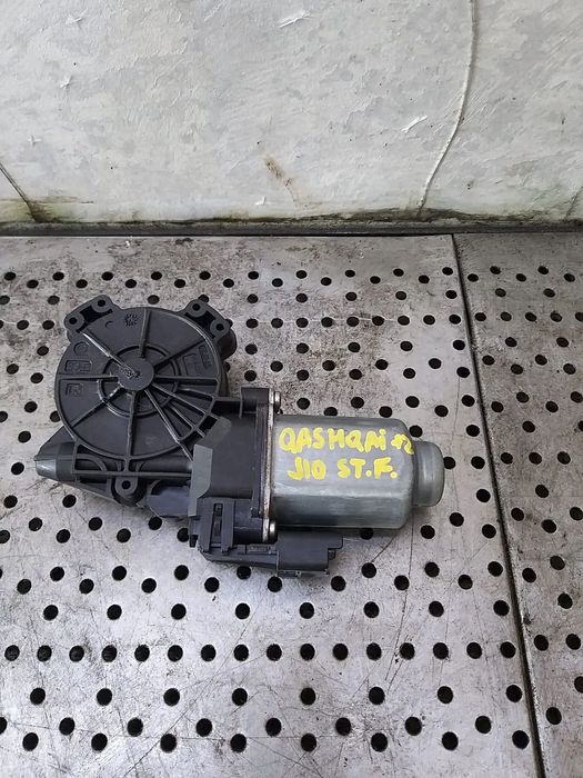 Motoras macara geam stanga fata nissan qashqai j10 402035j