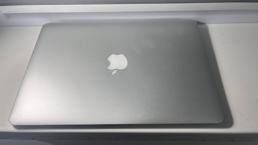 Makbook Air (13-unch,2017)