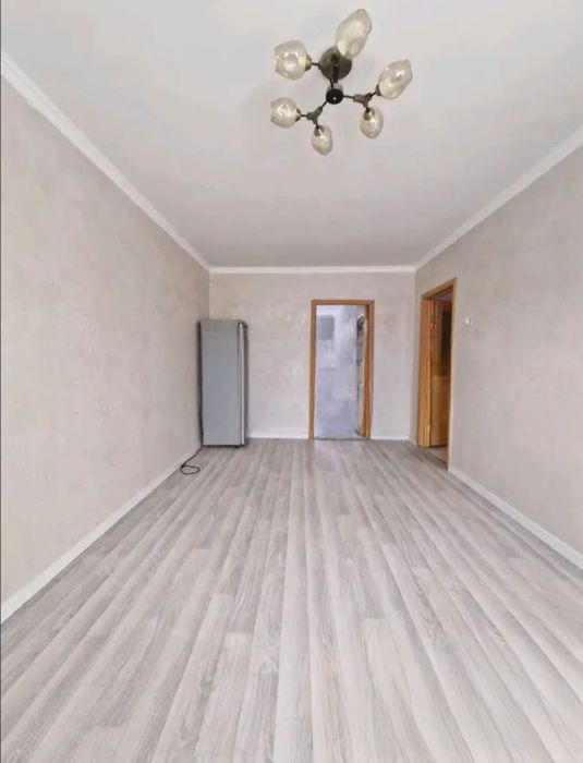 Продается 2 х ком квартира