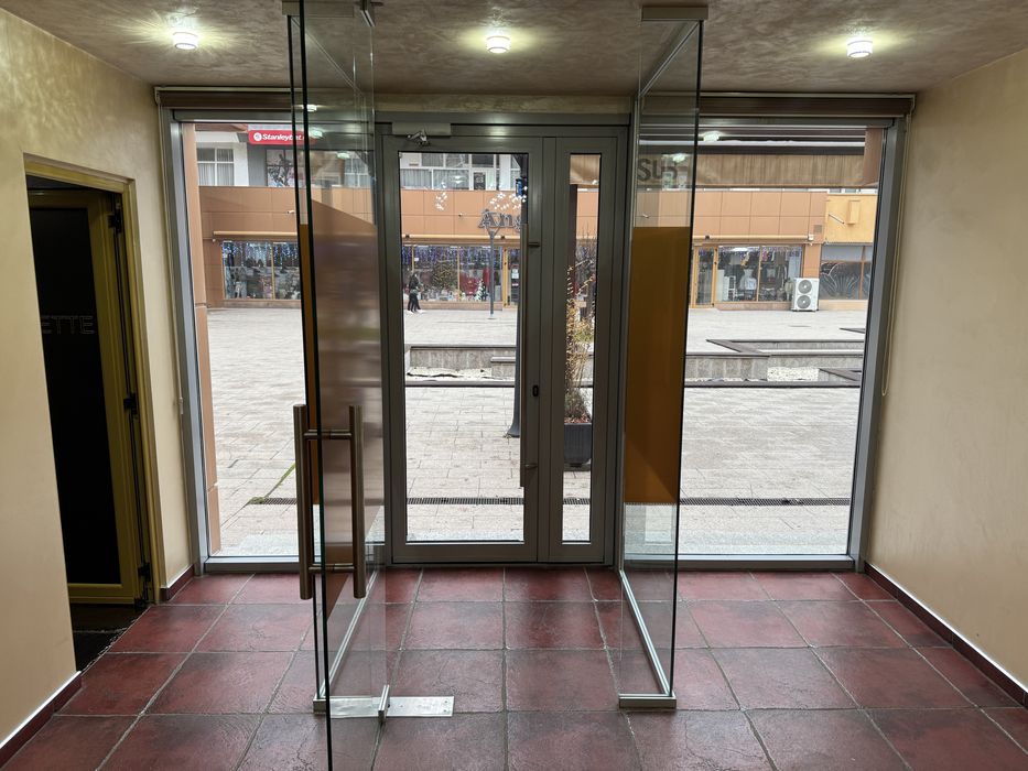 Spațiu comercial de închiriat