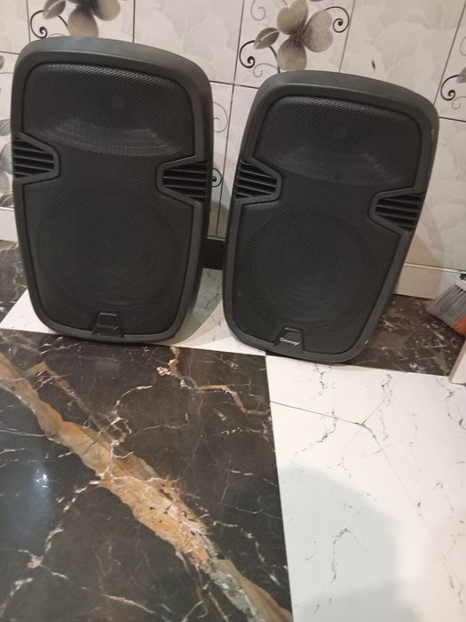 Vând boxe in stare foarte buna mai multi detail la telefon