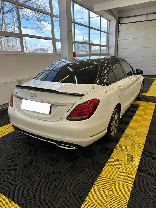 Mercedes-Benz C-Class C200 W205