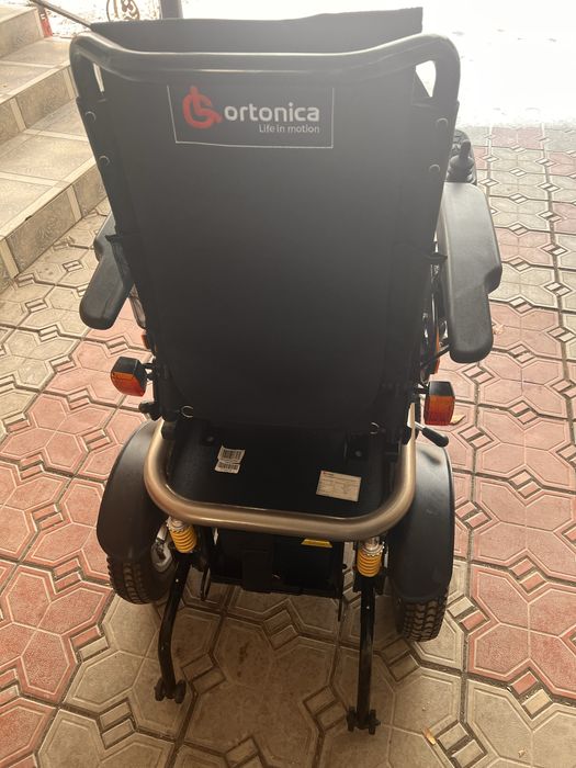 Электрическая инвалидная коляска Ortonica Pulse 210