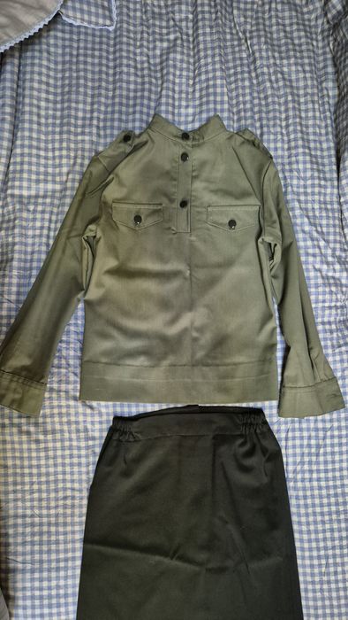 Продам военный костюм на девочку. б/у