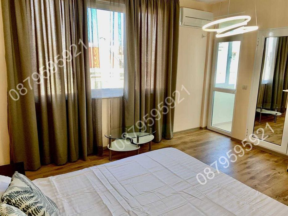 Дава се под наем Двустаен апартамент в Бургас, Център - 70 кв.м за 561 € - Снимка #13