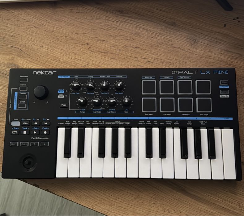 MIDI клавиатура Nektar lx mini