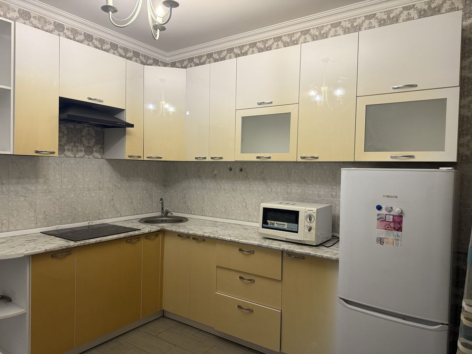 Кухонный гарнитур в комплекте